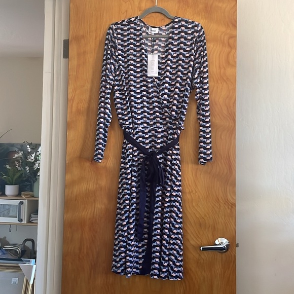 NWT Leota 2X Perfect Wrap Dress Knit Navy Print Long Sleeve - Picture 8 of 8